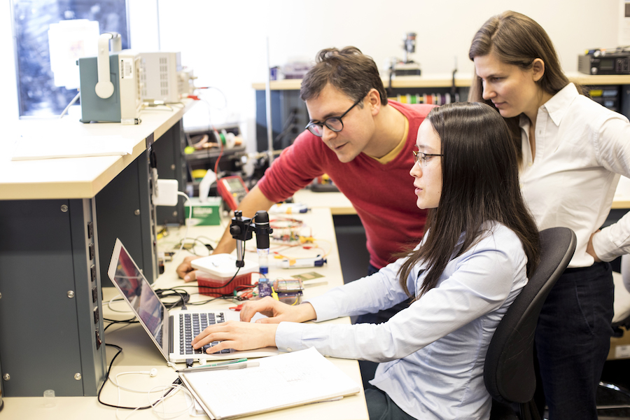 The Molecular Information Systems Lab (MISL) at the University of Washington explores the intersection of information technology and molecular-level manipulation using in-silico and wet lab experiments